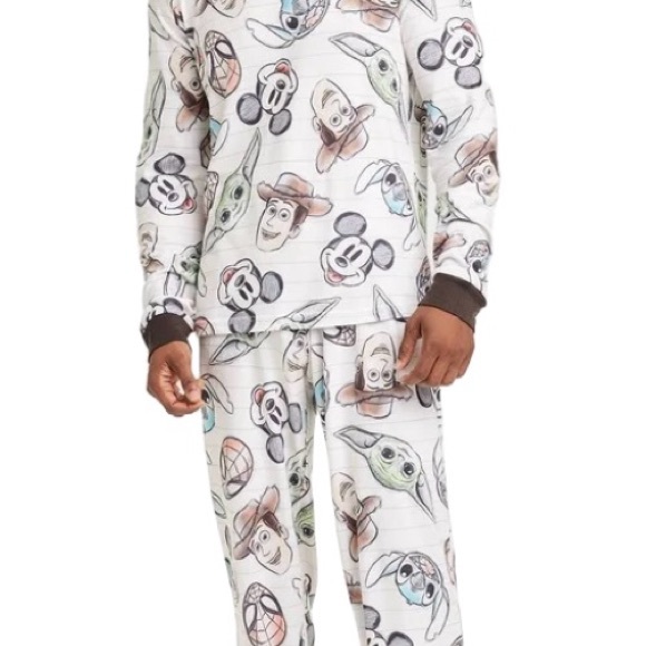 Disney 100 Men’s pajama set - Picture 2 of 4